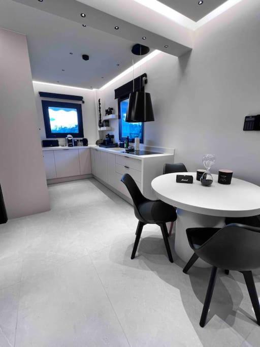 Lagonisi 2 Bedroom Luxury Apartment By The Sea! מראה חיצוני תמונה